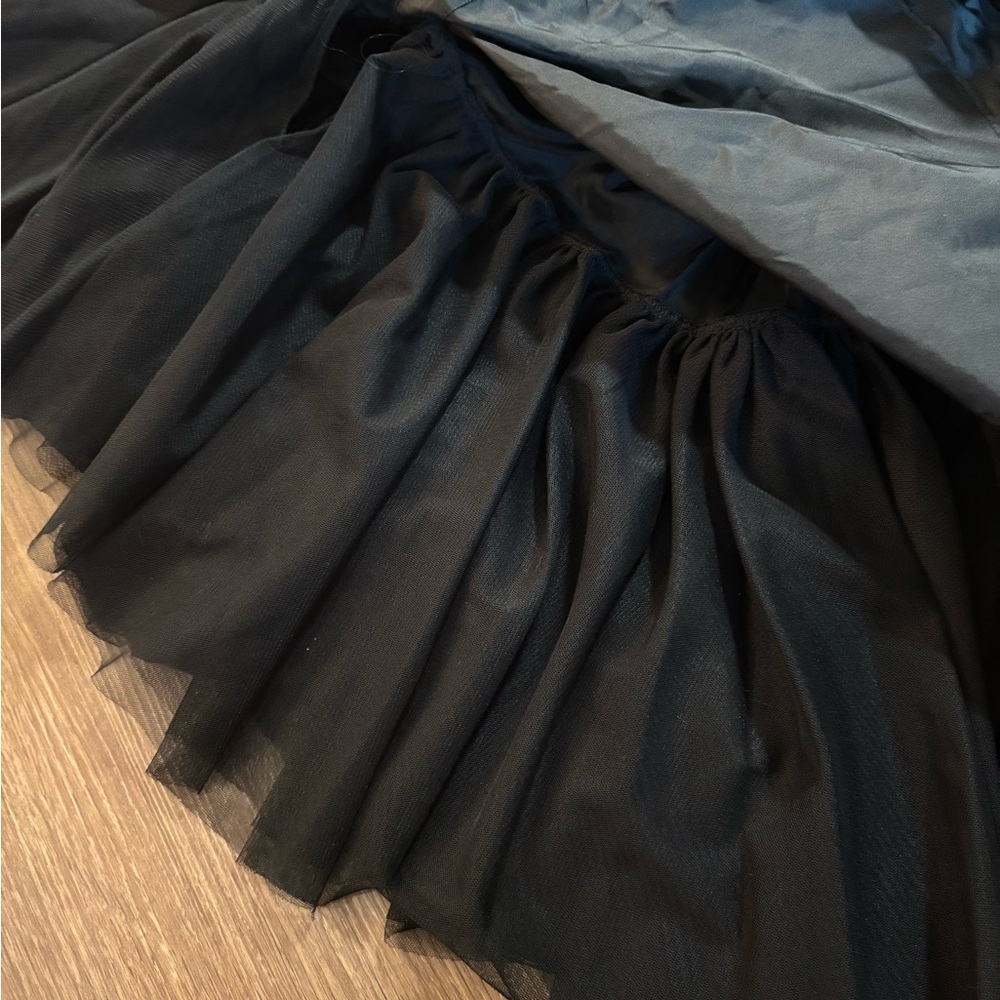 BCBGMaxAzria Black Midi Dress with Puff Sleeves tulle chic 0 Wednesday - Picture 8 of 9